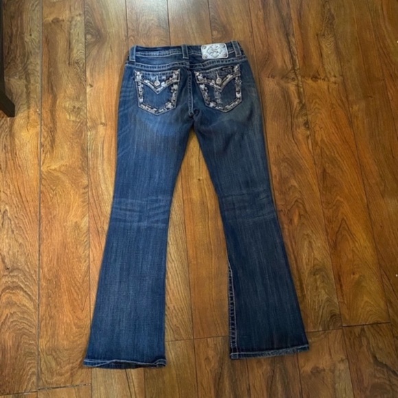 Gorgeous Miss Me signature boot jeans - Picture 2 of 3